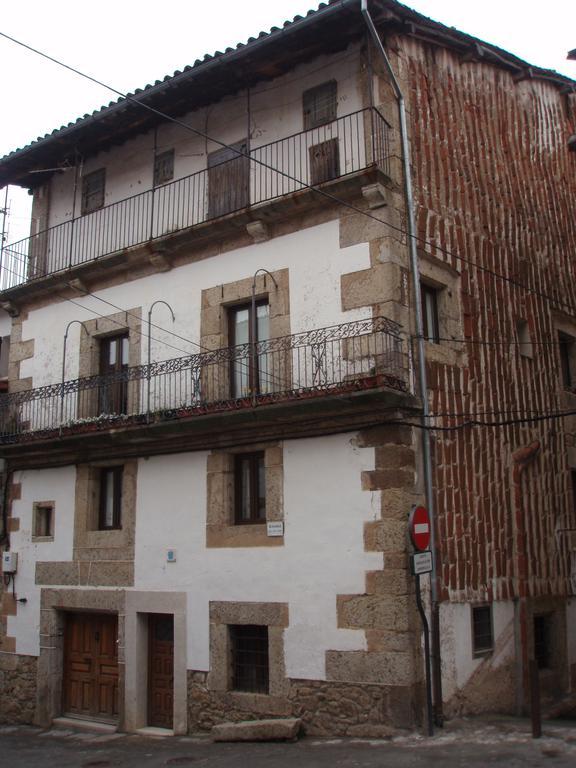 Casa De La Cigueena 칸델레리오 외부 사진